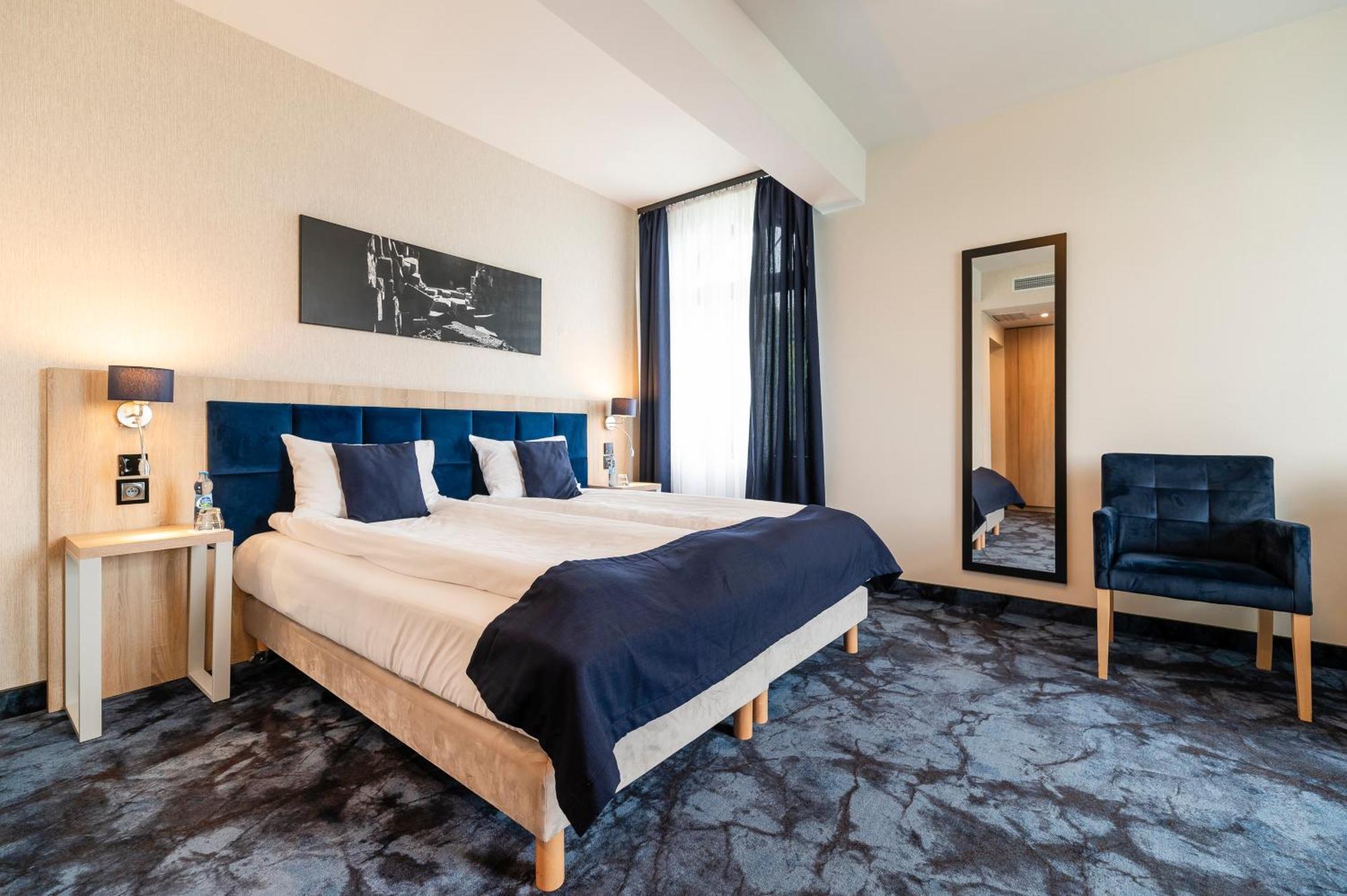Ignasiak Hotel Вжешня Екстер'єр фото
