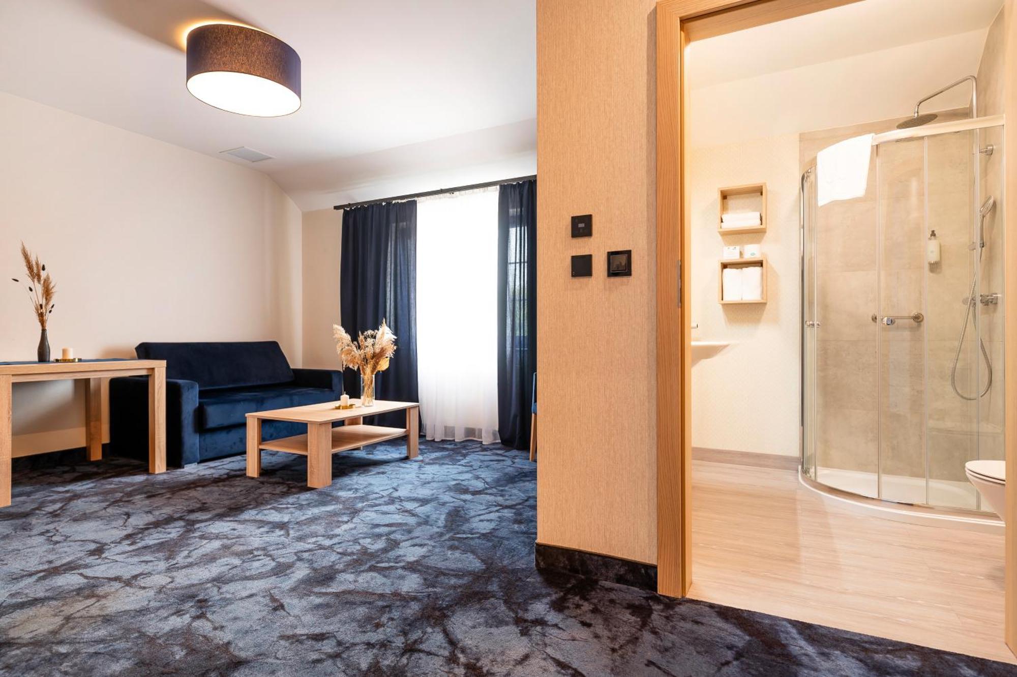 Ignasiak Hotel Вжешня Екстер'єр фото