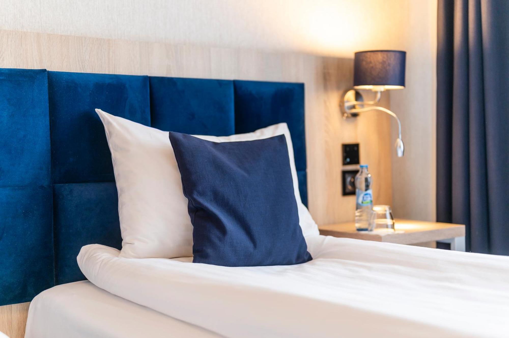 Ignasiak Hotel Вжешня Екстер'єр фото